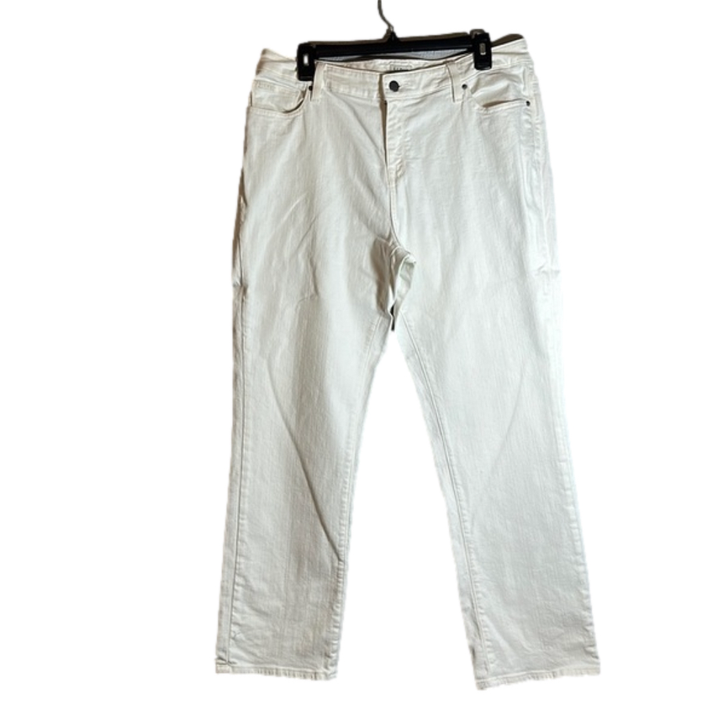 L.L. Bean Women’s Favorite Fit White Made in Mexico Jeans Size 14 P Petite